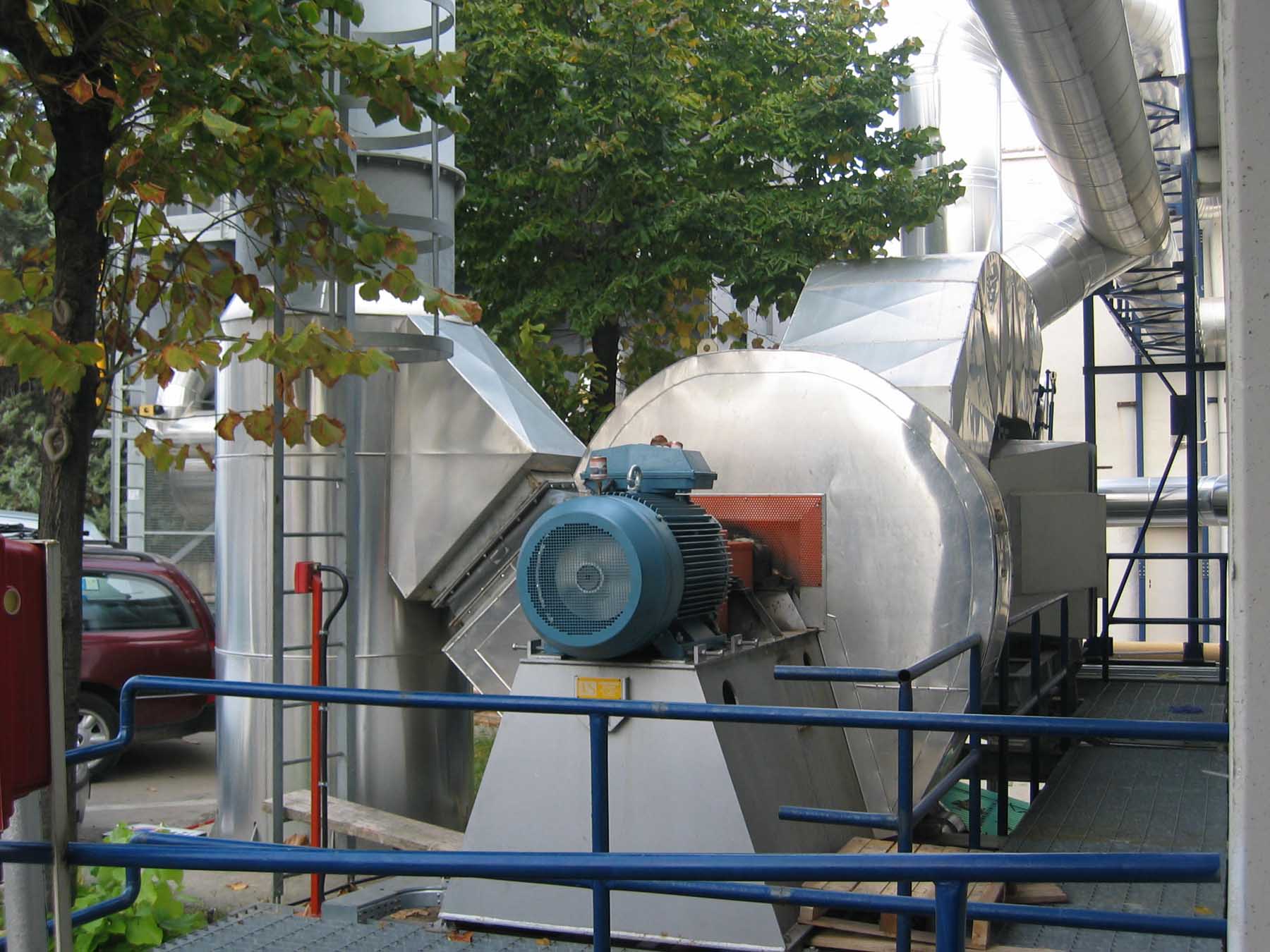 Image of Regenerative thermal Oxidizer and energetic recovery module for  heating, sanitary water. Roto Offset Printing, Italy, 2002 Pollutant ethylene oxide